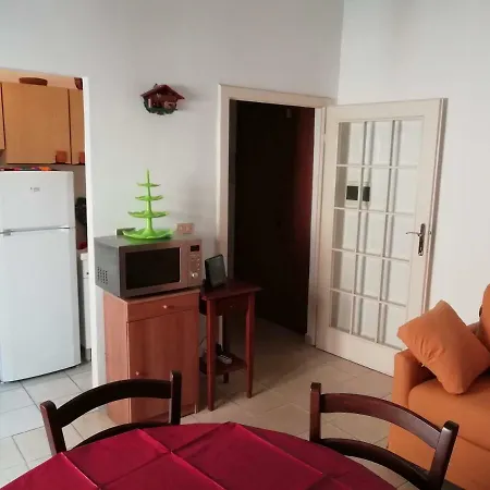 3' Dalla - A Casa Di Chiara E Marina Apartment Piombino